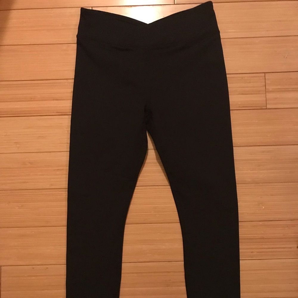 Fabletics Winn workout leggings